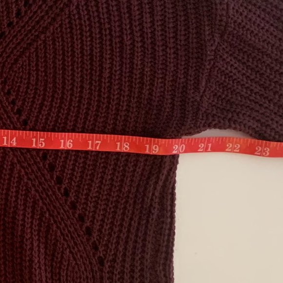 EUC Women's Charlotte Russe Sweater/Drop Shoulder Size Small Burgundy - Picture 9 of 13